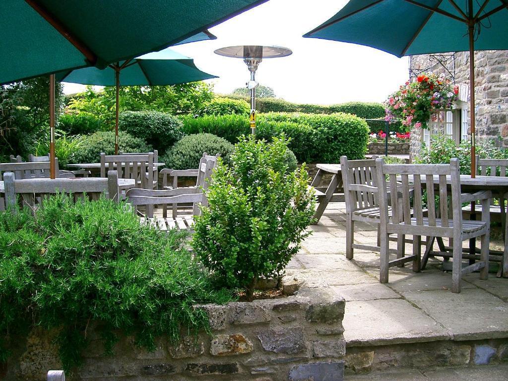The Carpenters Arms Hotel Pensford Exterior photo