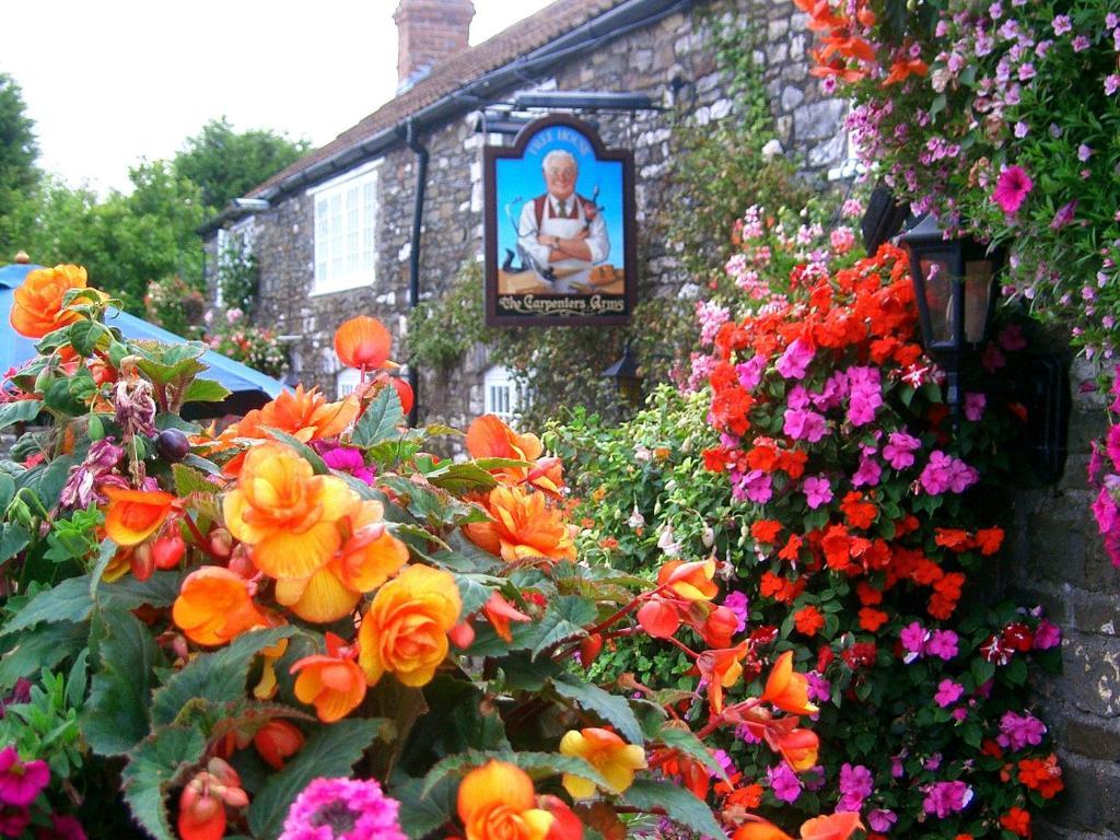 The Carpenters Arms Hotel Pensford Exterior photo