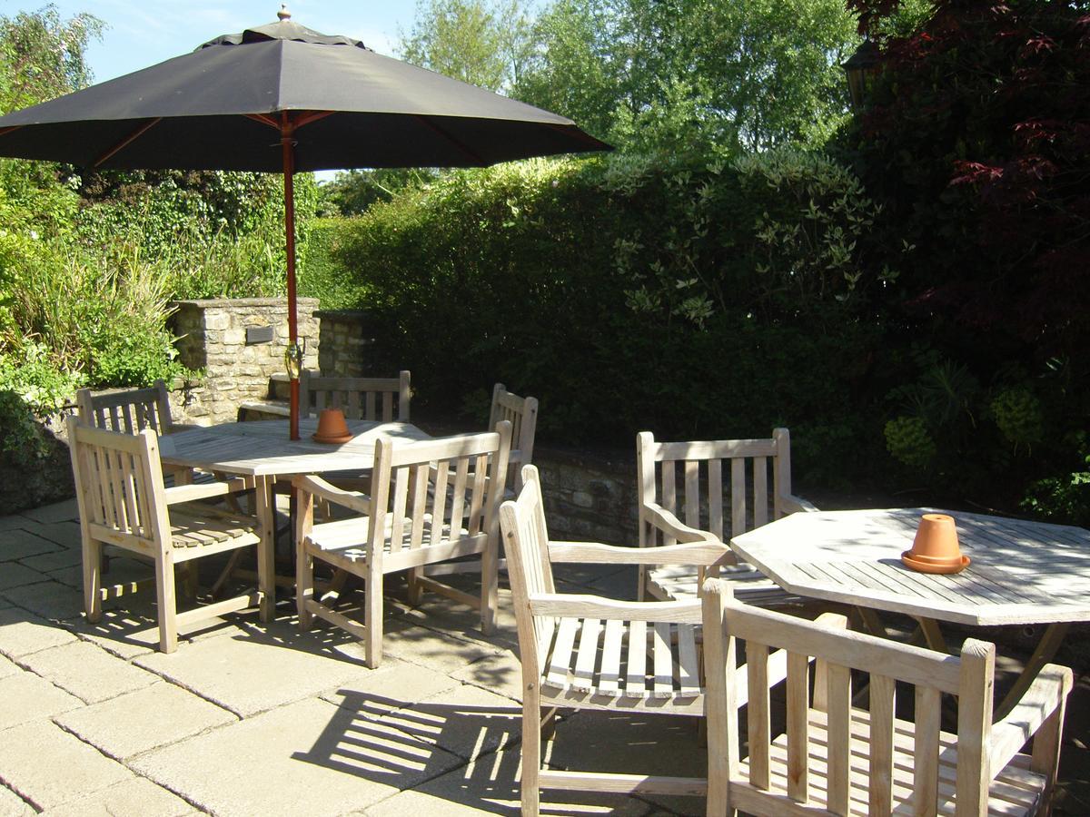 The Carpenters Arms Hotel Pensford Exterior photo